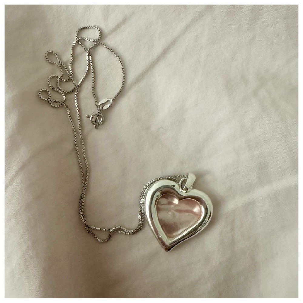 Silver Heart Pendant Necklace